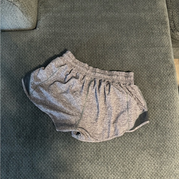 Hotty Hot Low-Rise Lined Short 2.5" - Picture 2 of 2